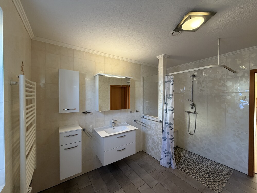 Badezimmer Erdgeschoss