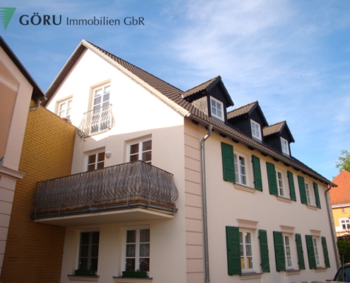 Außenansicht mit Balkon