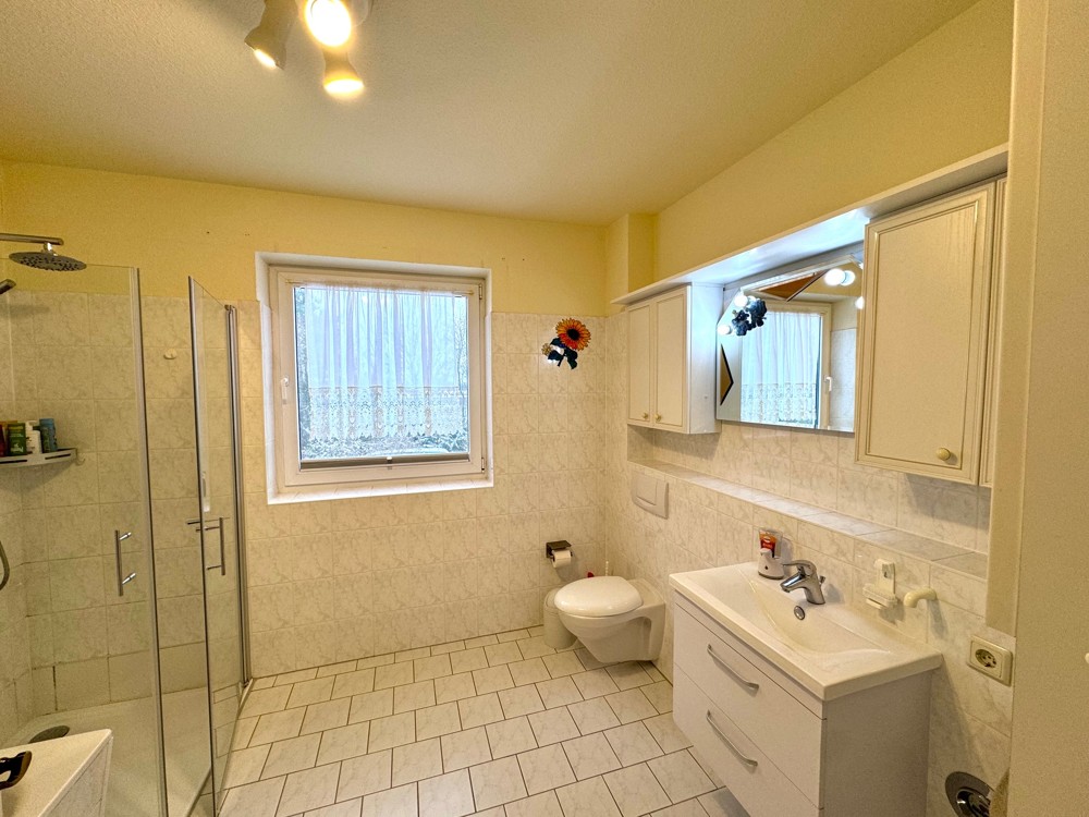 Badezimmer DG